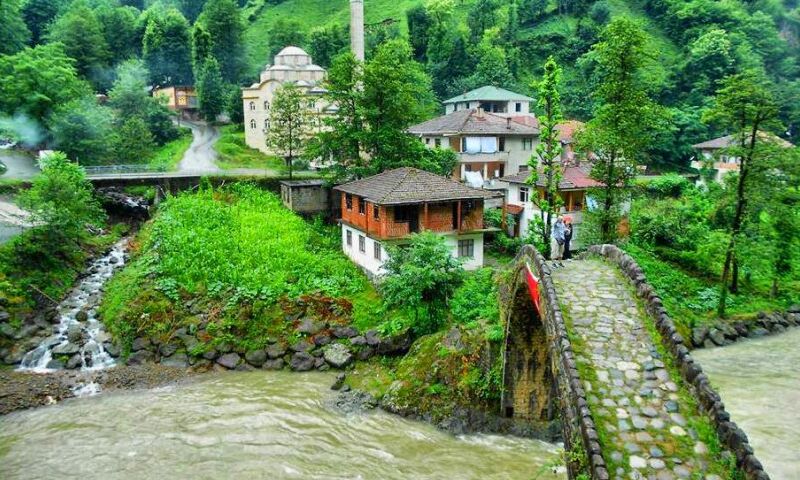 Uçaklı Tiflis,Batum&Ayder yaylası Turu