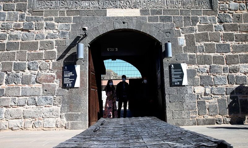 Uçakla Diyarbakır, Mardin,Midyat Köyleri Turu